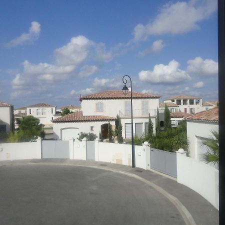 Modern Villa Near The Sea With Balcony Aigues-Mortes Exteriér fotografie