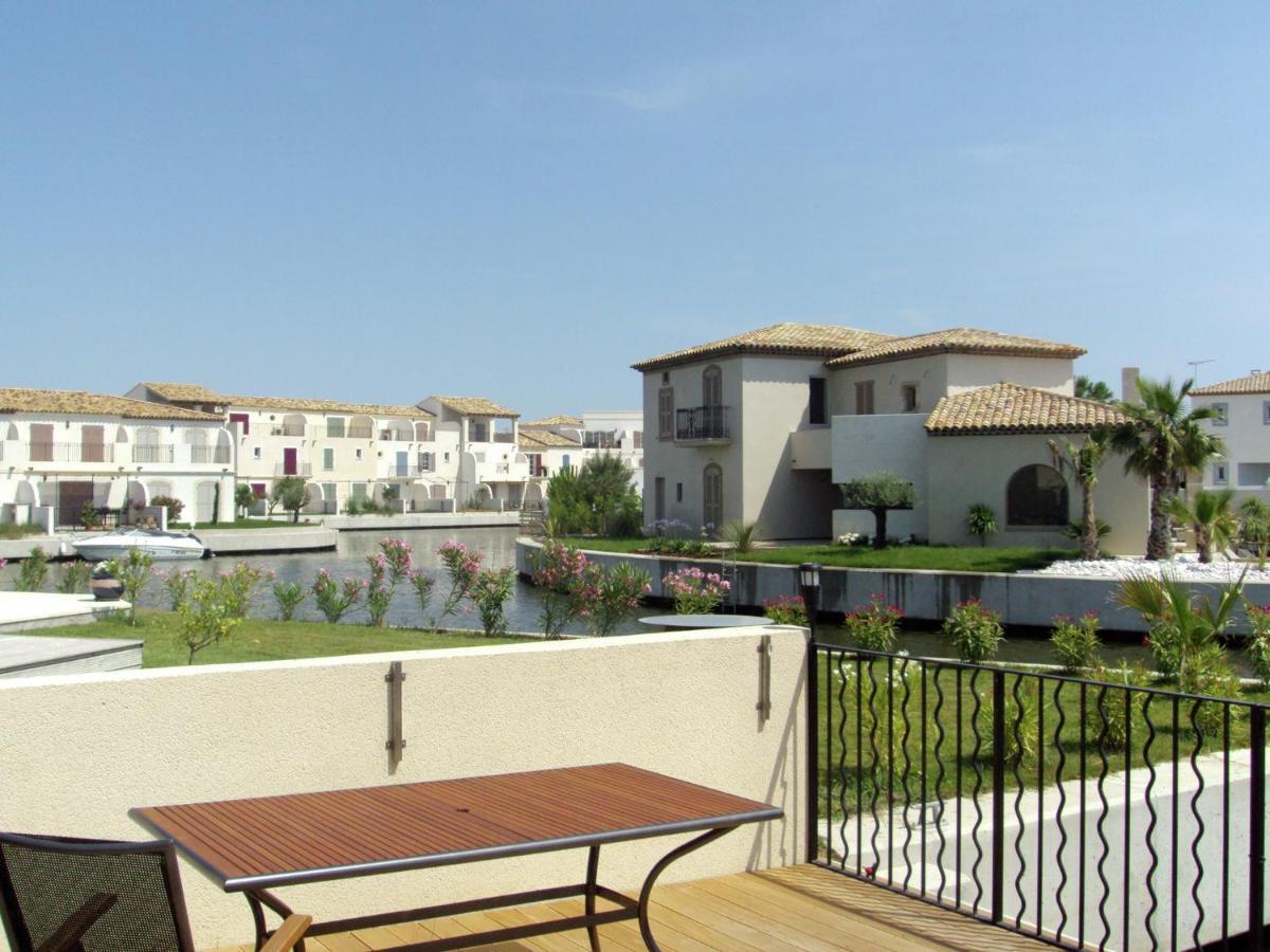 Modern Villa Near The Sea With Balcony Aigues-Mortes Exteriér fotografie