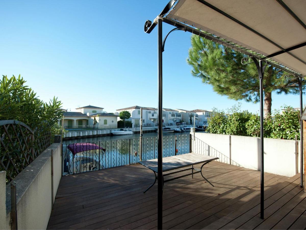 Modern Villa Near The Sea With Balcony Aigues-Mortes Exteriér fotografie