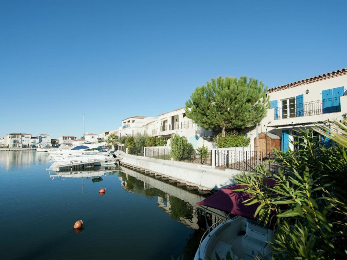 Modern Villa Near The Sea With Balcony Aigues-Mortes Exteriér fotografie